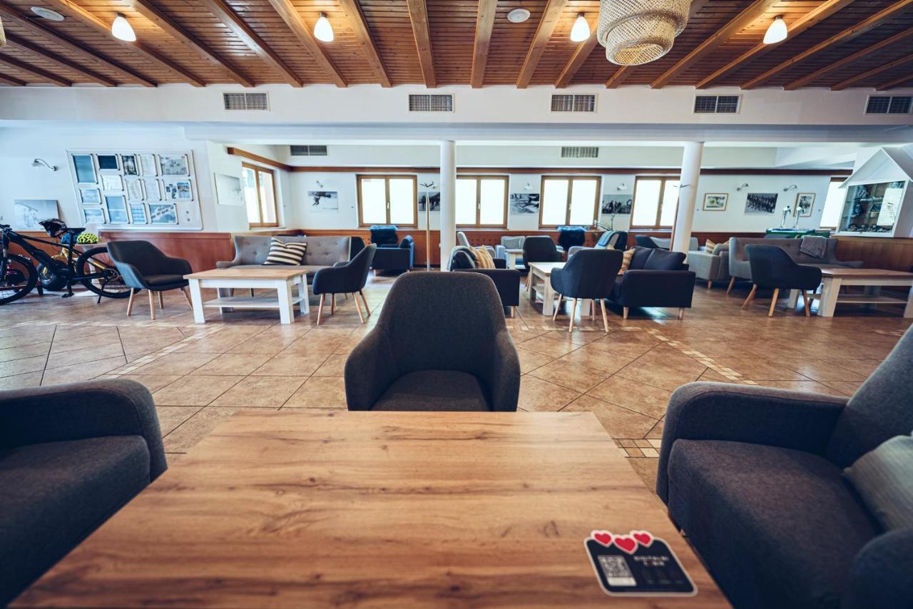 Pohorje Village Wellbeing Resort - Forest Apartments Videc ホコ・ポホリェ エクステリア 写真